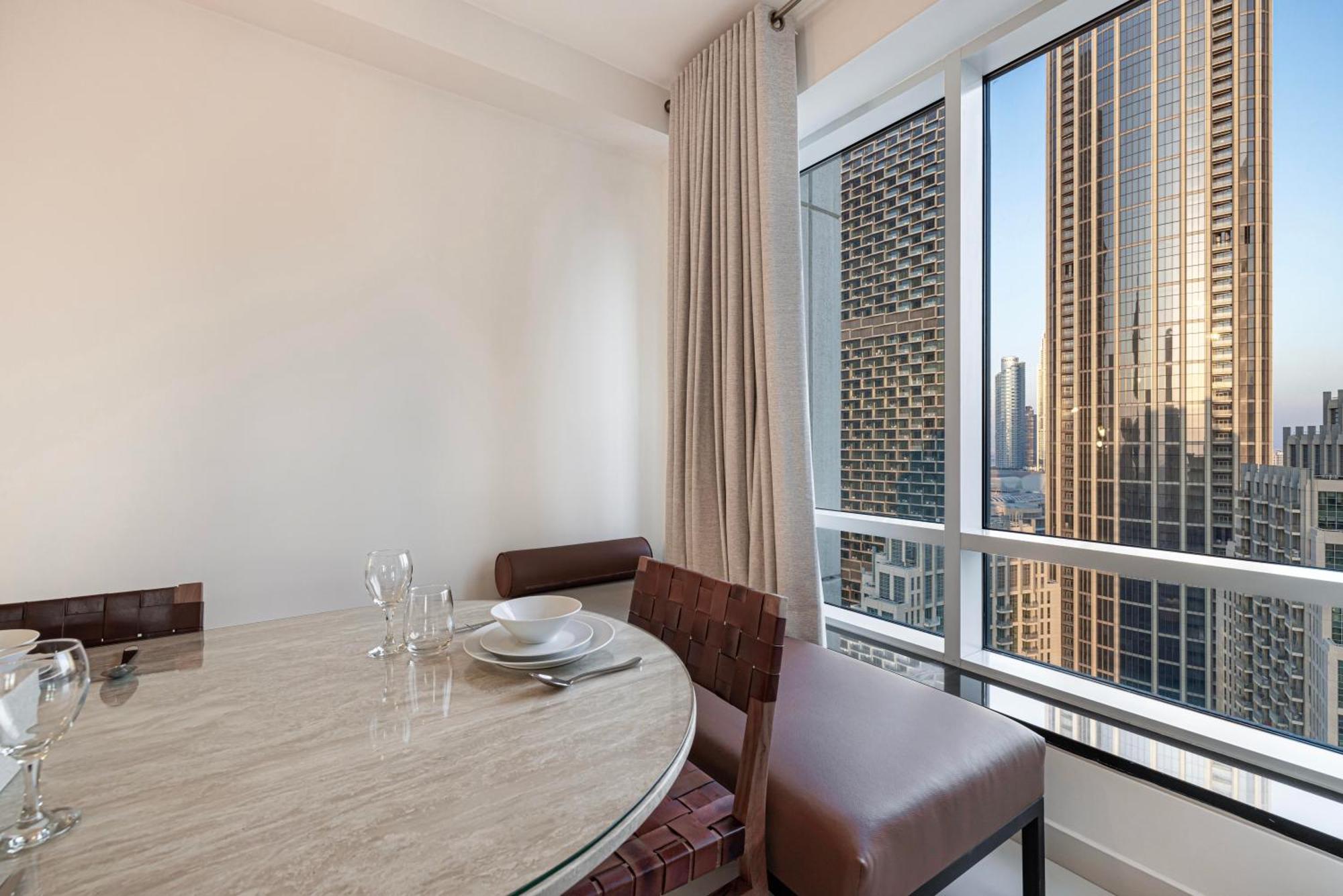 High-floor Luxury 2br In Loft Downtown Dubai