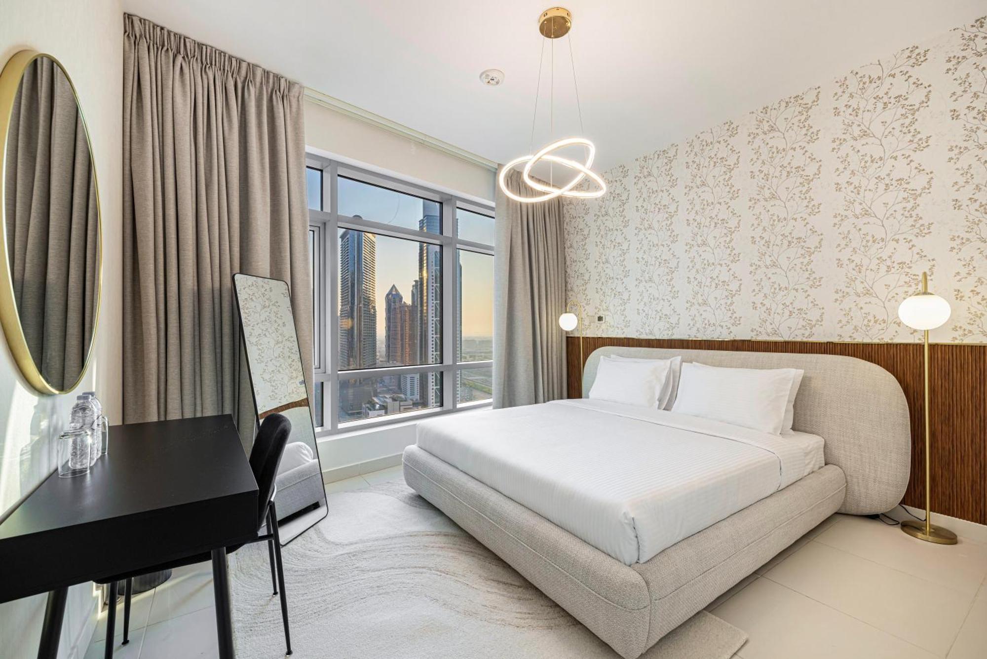 Apartment High-floor Luxury 2br In Loft Downtown *