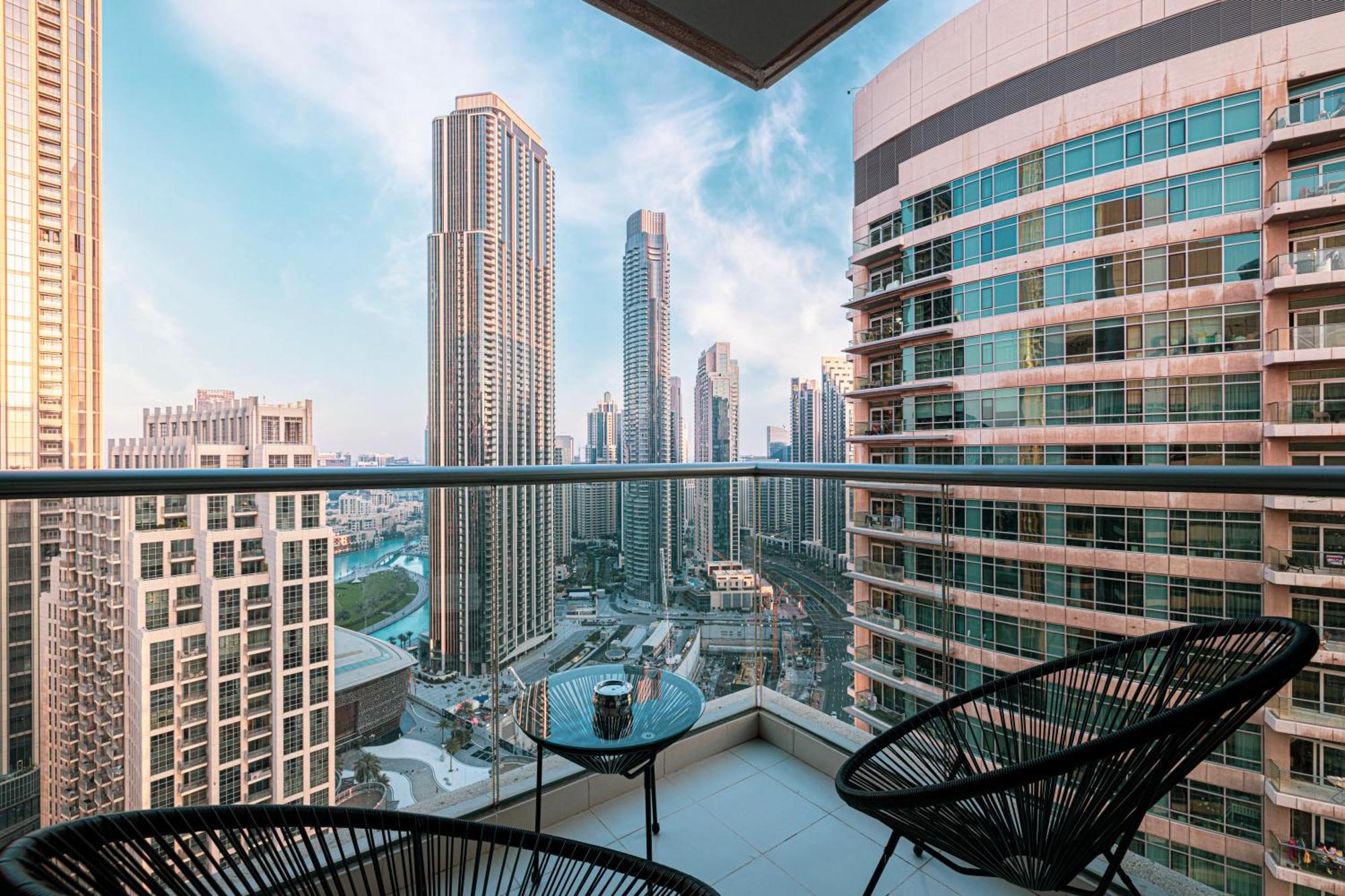 High-floor Luxury 2br In Loft Downtown Dubai