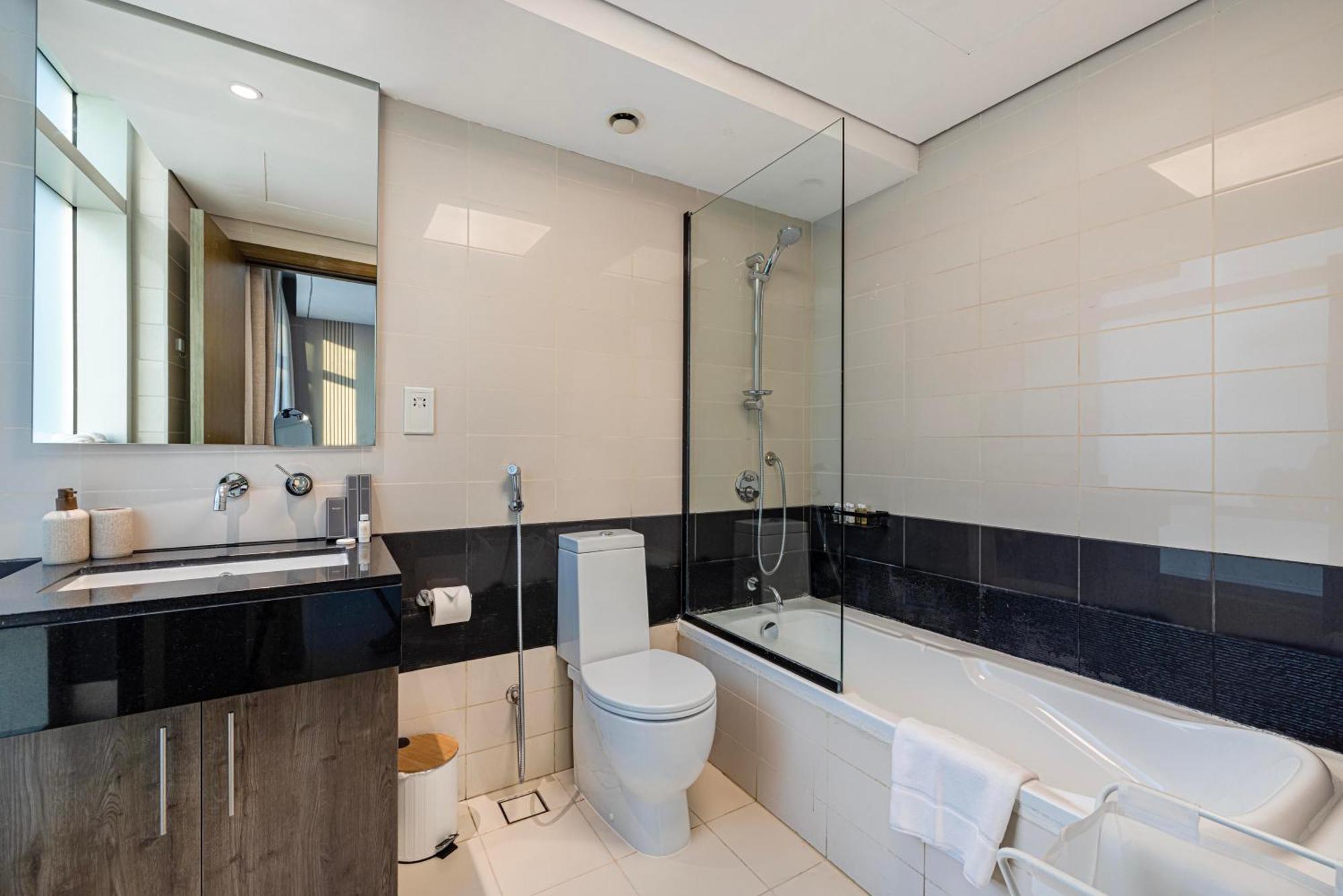 High-floor Luxury 2br In Loft Downtown Dubai