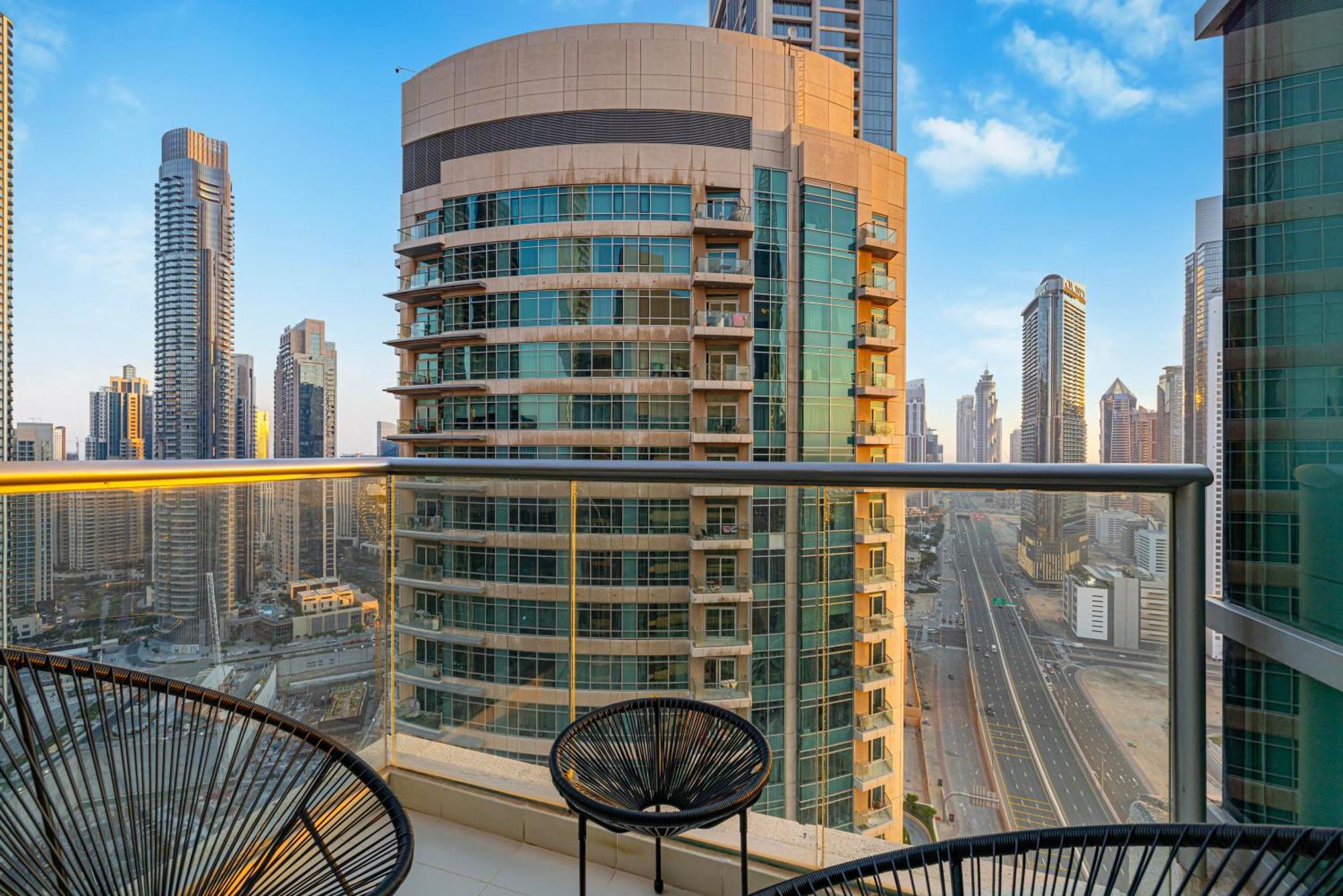 Apartment High-floor Luxury 2br In Loft Downtown *